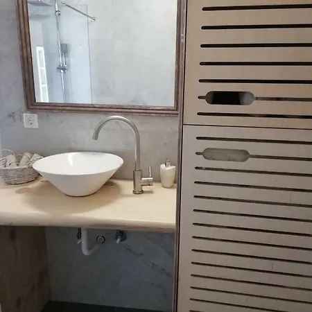 Kouros City Studio Апартаменти Ханья (Крит)